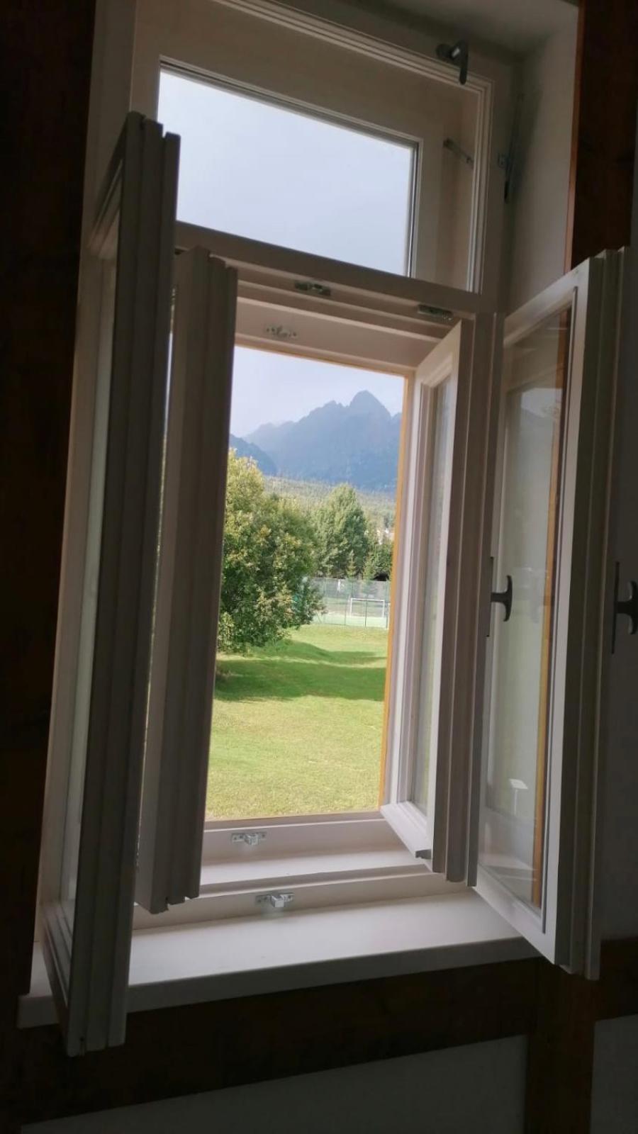 Apartman Srnka S Vyhladom Na Vysoké Tatry 外观 照片